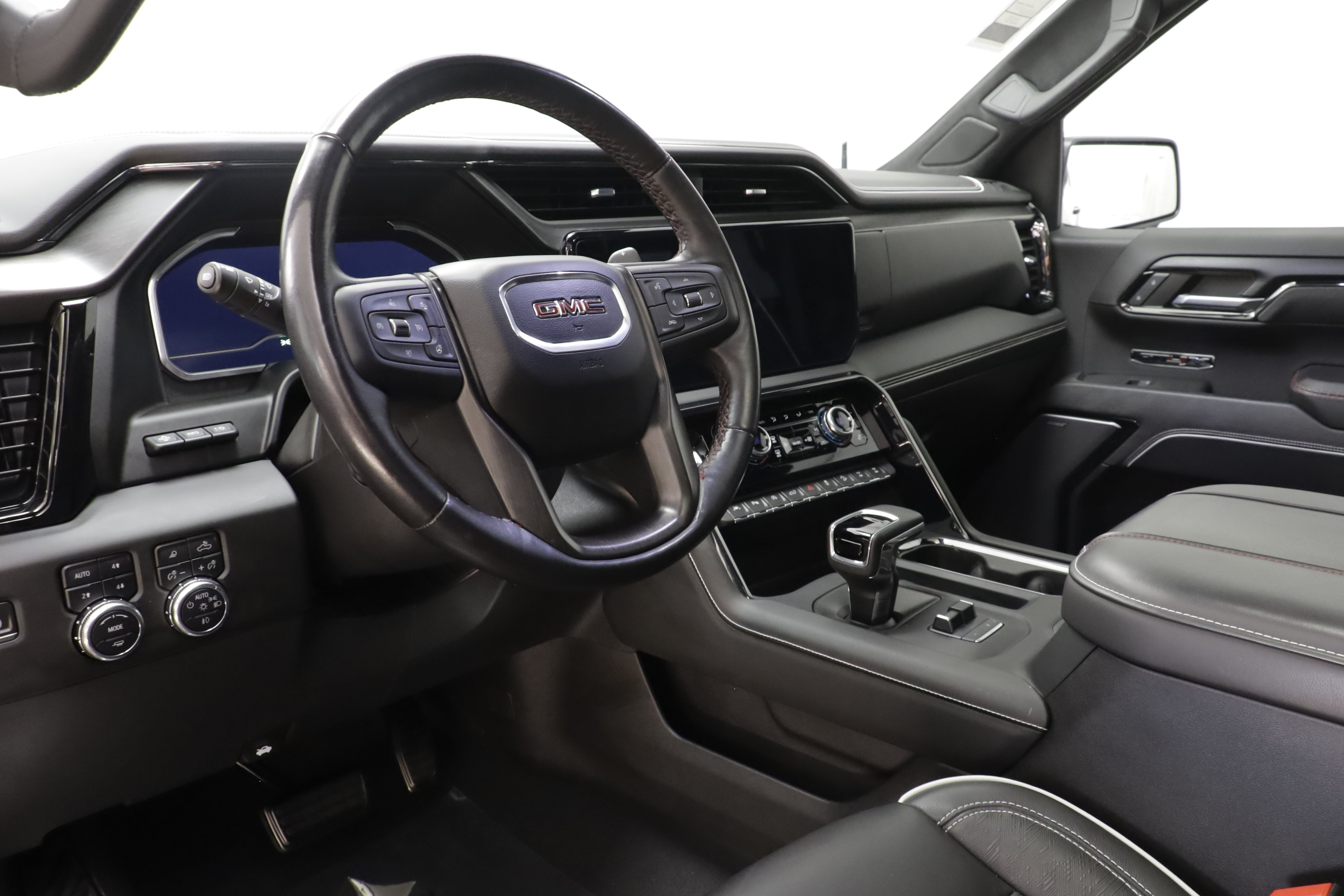 Used 2023 GMC Sierra 1500 AT4X AWD/4WD image 7