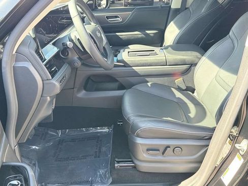 Used 2026 INFINITI QX80 Luxe w/ Cargo Package AWD/4WD image 31