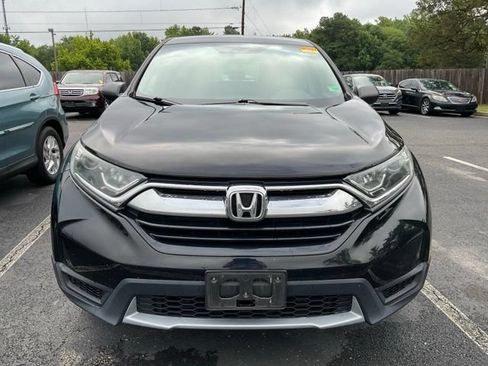 Used 2018 Honda CR-V LX image 2