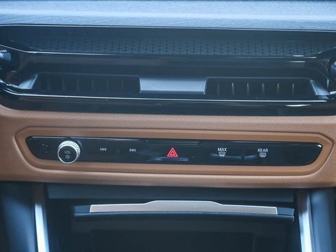New 2026 BMW 330i Sedan w/ Convenience Package RWD image 10