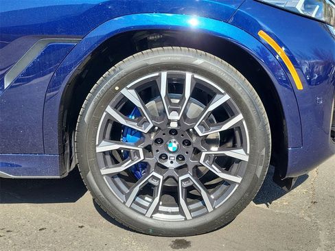 New 2026 BMW X6 xDrive40i image 11
