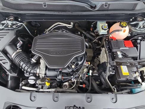 Used 2019 Chevrolet Blazer LT w/ Sun and Wheels Package image 22