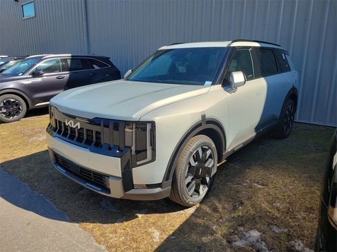 New 2027 Kia Telluride S image 3