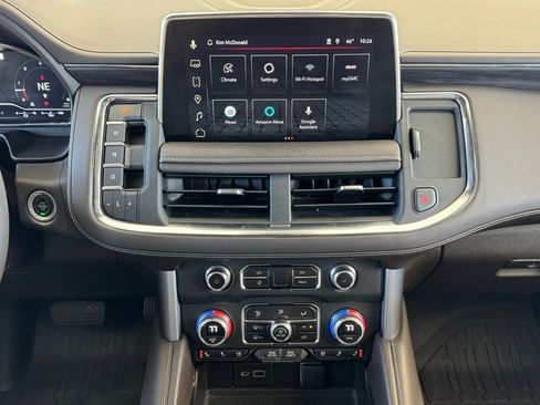 Used 2023 GMC Yukon SLT w/ SLT Luxury Package image 31