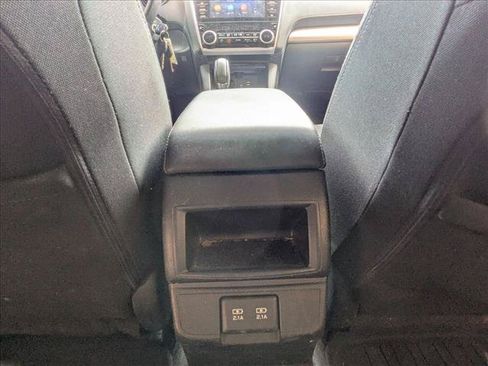 Used 2019 Subaru Outback 2.5i Premium AWD/4WD image 13