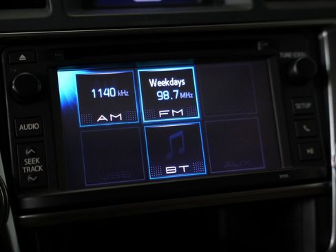 Used 2013 Toyota Highlander SE image 23