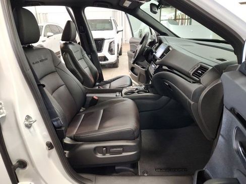 Used 2023 Honda Ridgeline Black Edition image 32