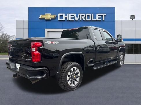 Used 2023 Chevrolet Silverado 2500 Custom w/ Custom Value Package AWD/4WD image 7