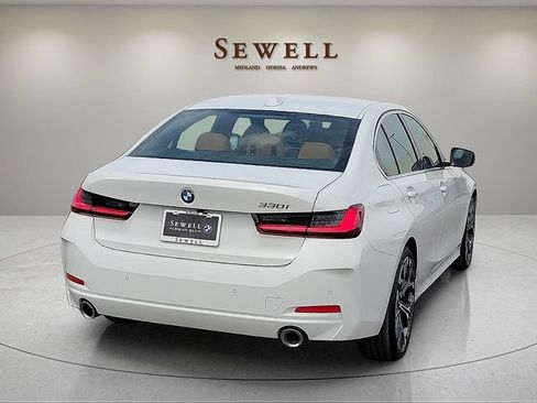 Used 2026 BMW 330i Sedan w/ Premium Package RWD image 5