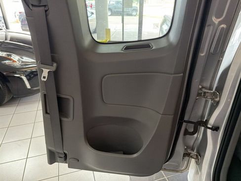 Used 2013 Toyota Tacoma 4x4 Access Cab w/ SR5 Pkg image 24