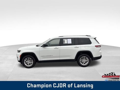 Used 2023 Jeep Grand Cherokee L Laredo image 4