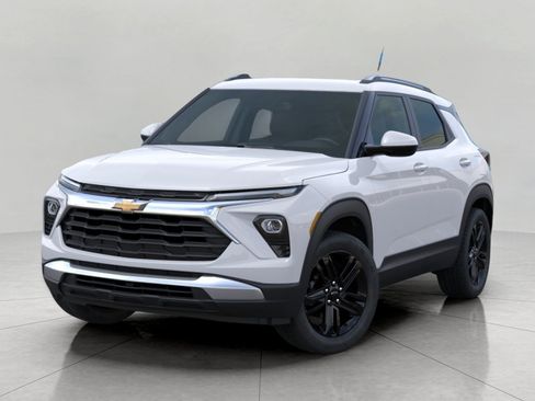 New 2026 Chevrolet TrailBlazer LT w/ Midnight Edition AWD/4WD image 6