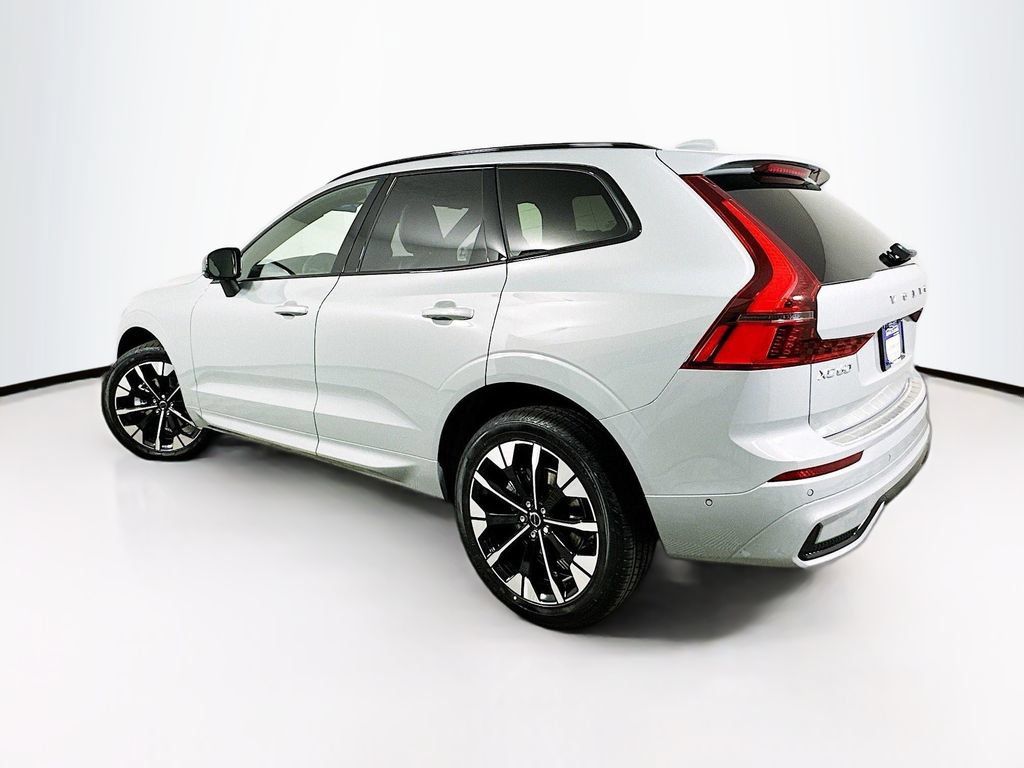 Used 2026 Volvo XC60 B5 Plus w/ Protection Package Premier AWD/4WD image 6