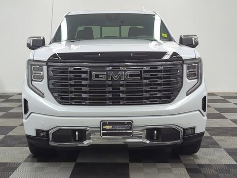 Used 2026 GMC Sierra 1500 Denali Ultimate AWD/4WD image 2
