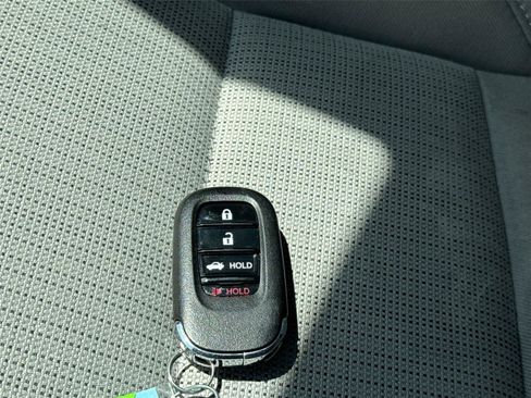 Used 2023 Honda Civic LX image 31