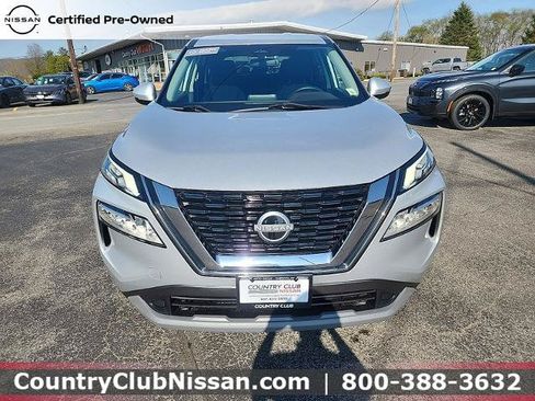 Certified 2022 Nissan Rogue SV AWD/4WD image 3