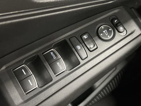 Used 2025 Honda Accord LX image 19