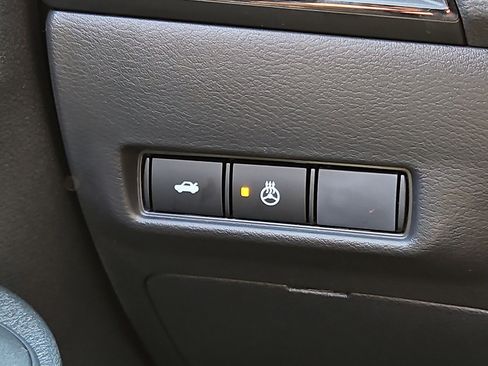 New 2026 Nissan Sentra SV FWD image 17