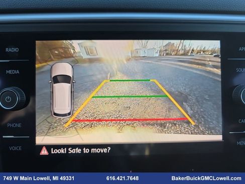 Used 2020 Volkswagen Atlas Cross Sport SE w/ Towing Package image 25