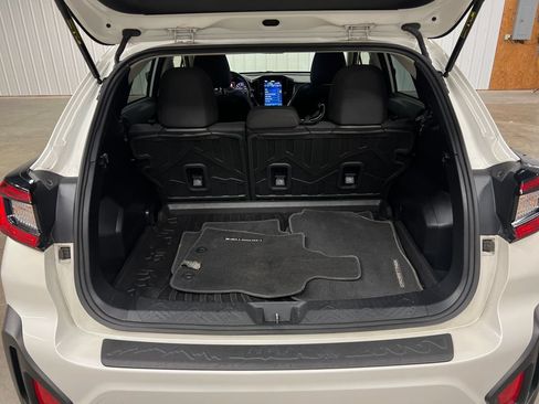 Used 2024 Subaru Crosstrek 2.0i Premium AWD/4WD image 13