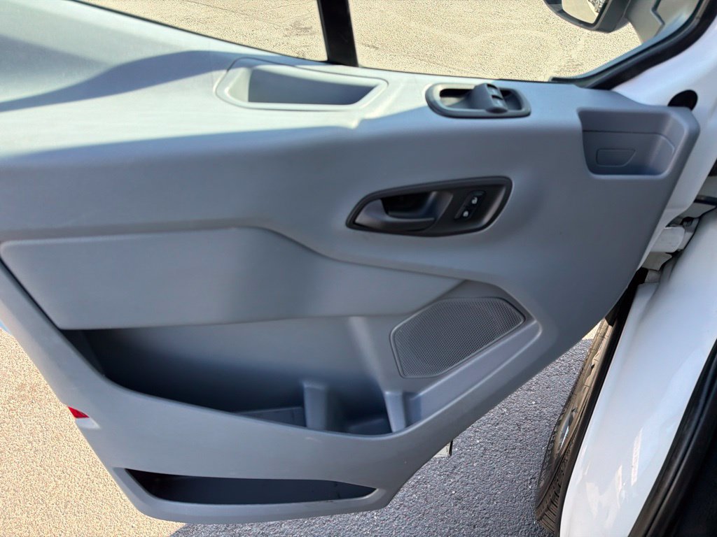 Used 2017 Ford Transit 350 XL RWD image 9
