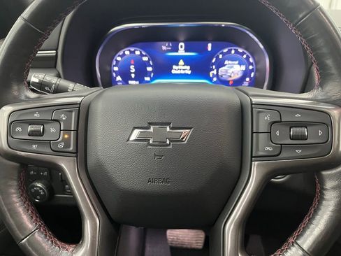 Used 2022 Chevrolet Suburban RST w/ Sport Performance Package image 21