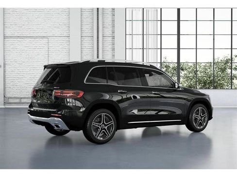New 2026 Mercedes-Benz GLB 250 4MATIC image 19