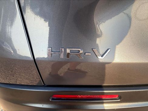 Used 2025 Honda HR-V LX image 28