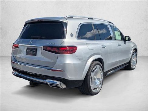 New 2026 Mercedes-Benz Maybach GLS 600 4MATIC image 2