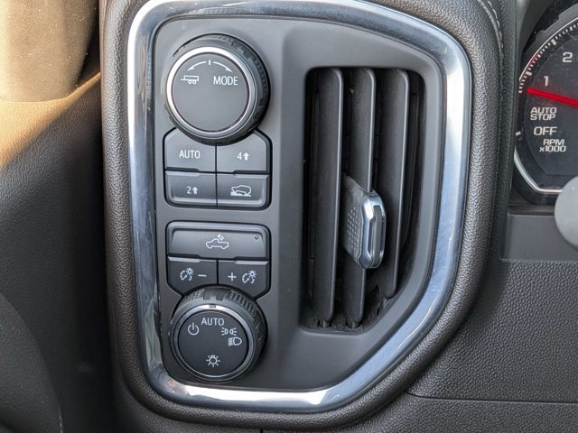 Used 2021 Chevrolet Silverado 1500 LT w/ Bed Protection Package AWD/4WD image 25
