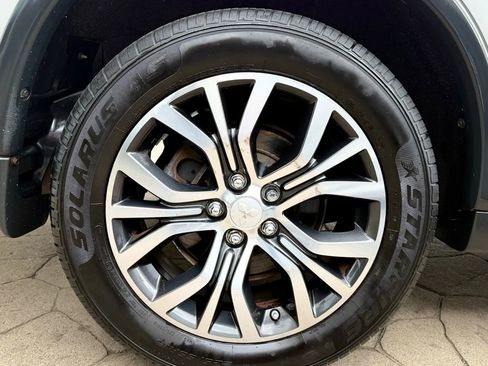 Used 2016 Mitsubishi Outlander SEL image 58