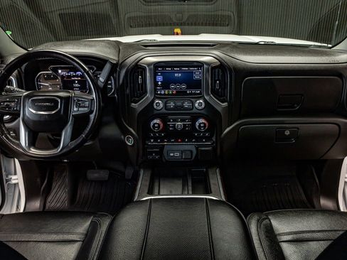 Used 2023 GMC Sierra 3500 Denali w/ Denali Ultimate Package image 19