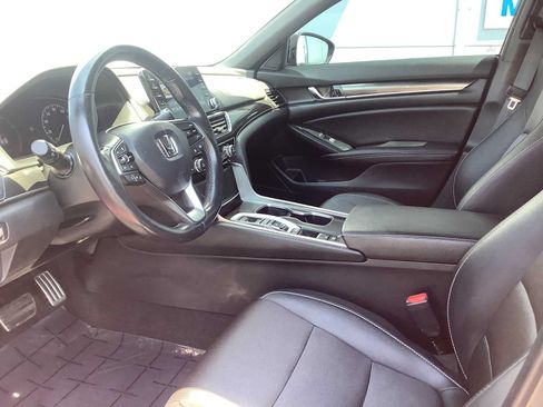 Used 2021 Honda Accord Sport image 3