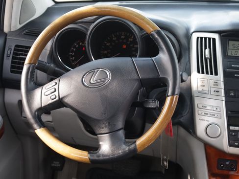 Used 2005 Lexus RX 330 AWD image 7