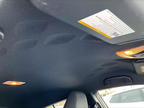 Used 2020 Toyota C-HR XLE image 13