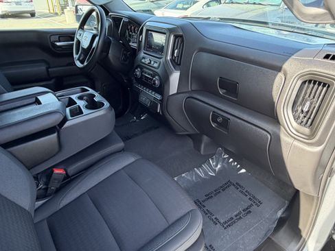 Used 2023 Chevrolet Silverado 1500 Custom RWD image 10