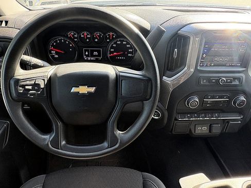 Used 2024 Chevrolet Silverado 1500 Custom AWD/4WD image 9
