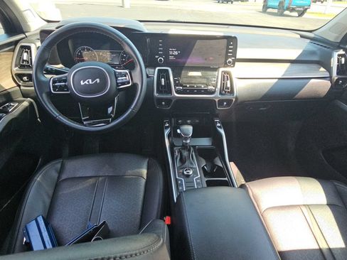 Used 2022 Kia Sorento S AWD/4WD image 8