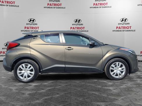 Used 2021 Toyota C-HR LE FWD image 2
