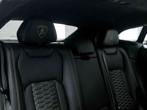 Used 2019 Lamborghini Urus AWD/4WD image 64