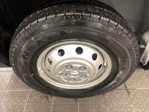 Used 2023 RAM ProMaster 2500 image 9