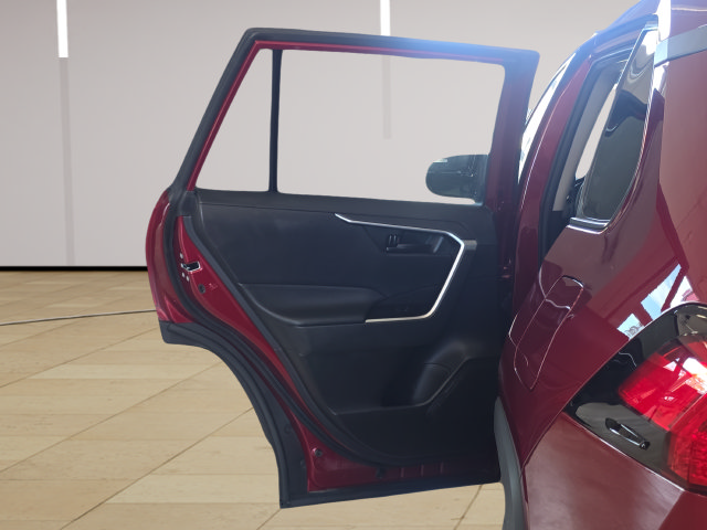 Used 2023 Toyota RAV4 LE FWD image 22