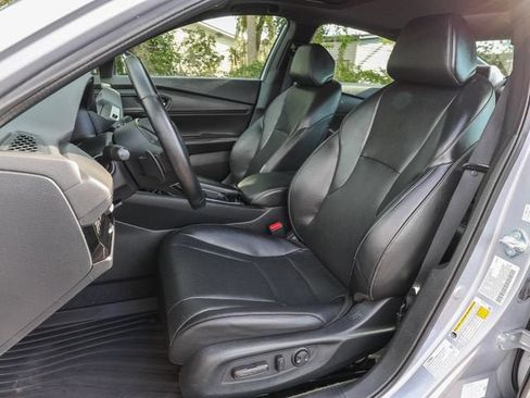 Used 2023 Honda Accord Sport image 15