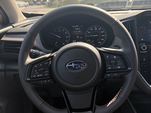 Used 2025 Subaru Crosstrek 2.5i Limited image 9