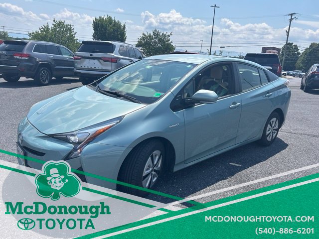 Used 2016 Toyota Prius Two FWD image 1