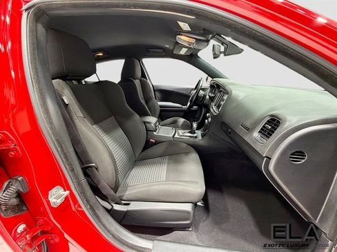 Used 2020 Dodge Charger R/T RWD image 30