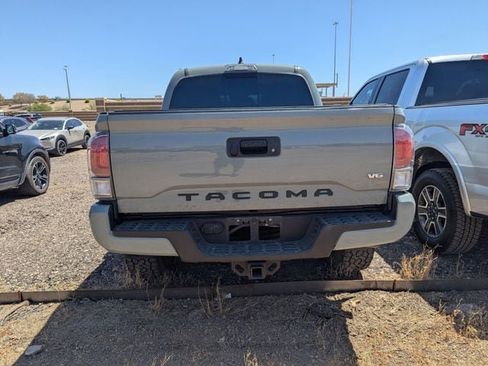 Used 2023 Toyota Tacoma TRD Sport image 7