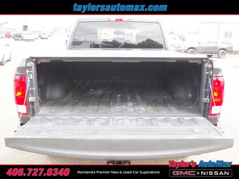 Used 2021 RAM 1500 Express w/ Wheel & Sound Group AWD/4WD image 20