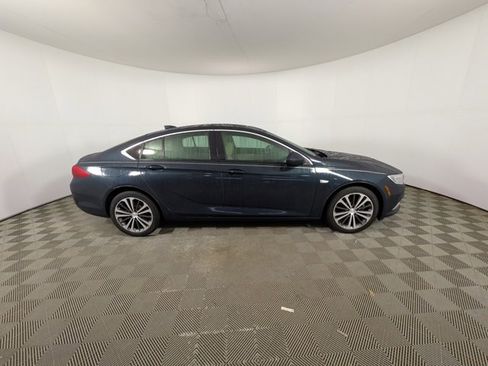 Used 2018 Buick Regal Preferred w/ Driver Confidence Package #1 image 2
