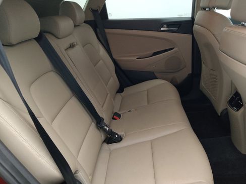 Used 2017 Hyundai Tucson SE Plus AWD/4WD image 19